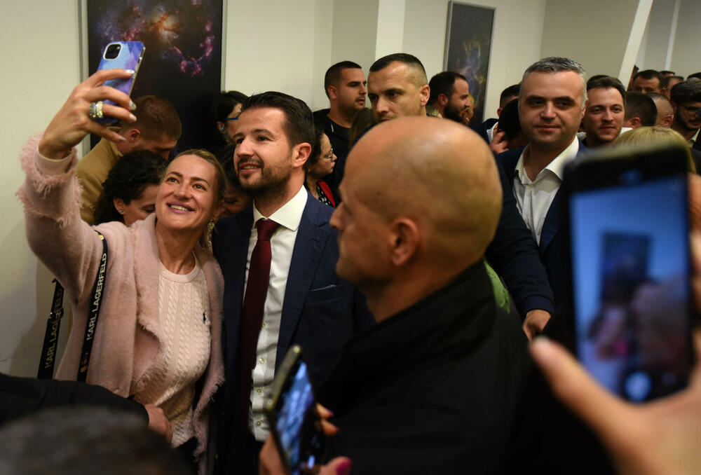 <p>"Ovo je istorijski dan za sve", kazao je Milatović nakon pobjede na izborima</p>