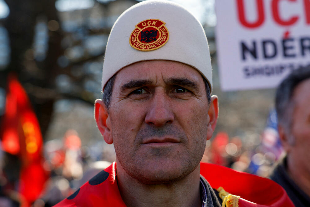 <p>Počelo suđenje za ratne zločine i zločine protiv čovječnosti komandantima Oslobodilačke vojske Kosova (OVK)</p>