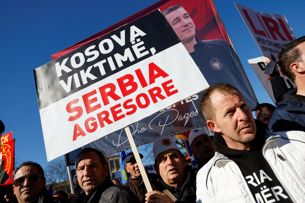<p>Počelo suđenje za ratne zločine i zločine protiv čovječnosti komandantima Oslobodilačke vojske Kosova (OVK)</p>