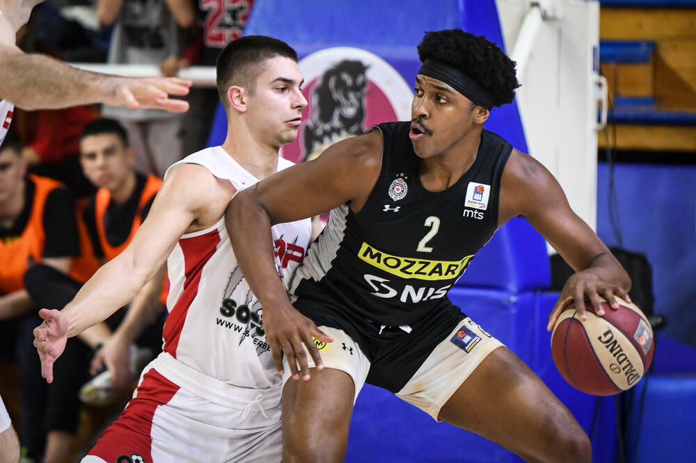 Odlično pokrio poziciju „petice” u odsustvu Matijasa Lesora: Zek Ledej, Foto: ABA liga/Dragana Stjepanović