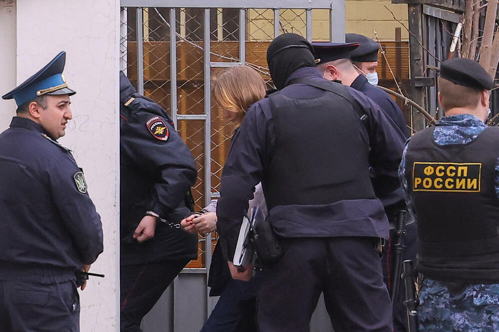 Darija Trepova danas ulazi u sud u Moskvi na saslušanje, Foto: Reuters