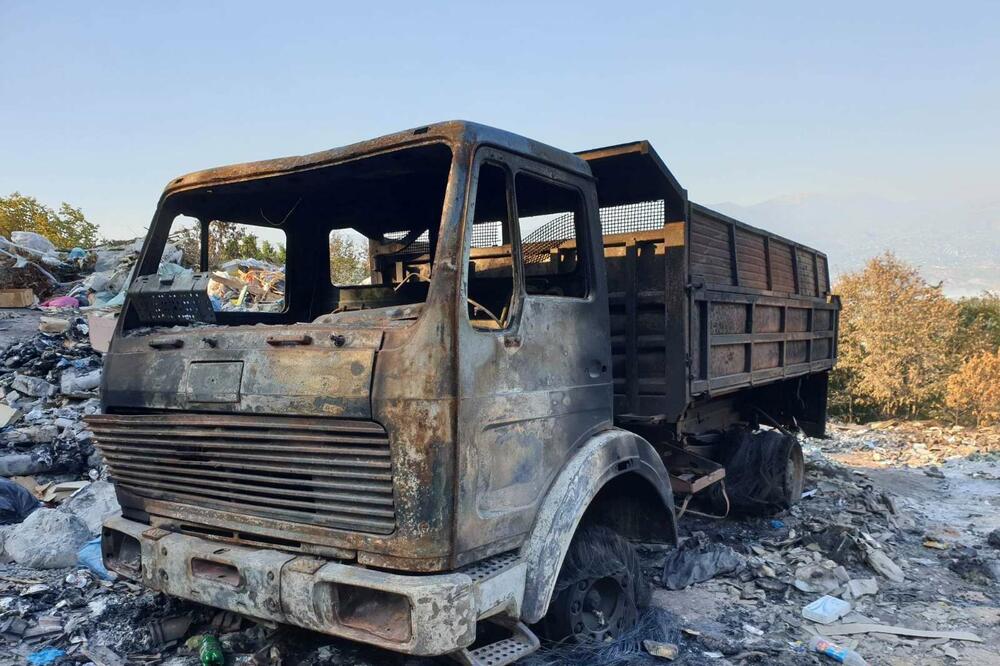 Izgorjeli kamion, Foto: Pokret Preokret
