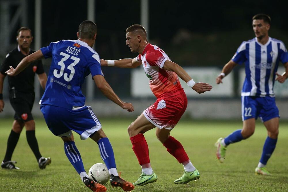 Vladan Adžić (Budućnost) i Darko Nikač (Iskra), Foto: FK Iskra