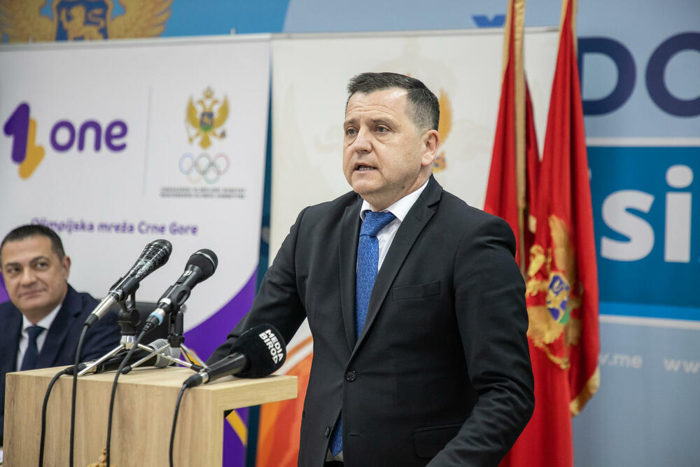 Ministar prosvjete, Miomir Vojinović