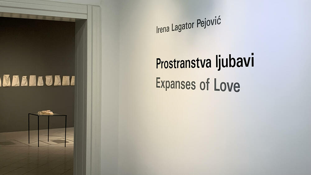 <p>Samostalna izložba Irene Lagator Pejović biće otvorena večeras u Čačku u galeriji “Nadežda Petrović”</p>