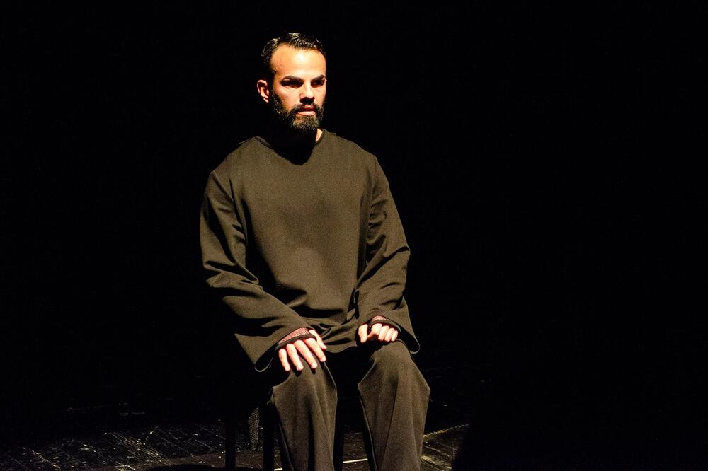 Scena iz predstave: Kalezić, Foto: KIC Budo Tomović