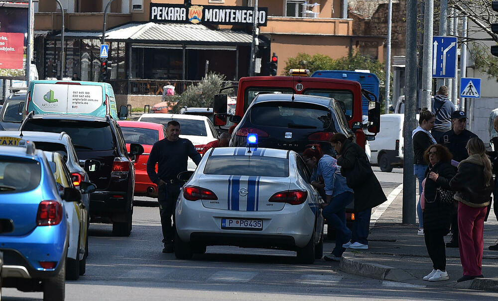 <p>Kolone su se tokom radnog vremena mogle primijetiti na više saobraćajnica u gradu</p>