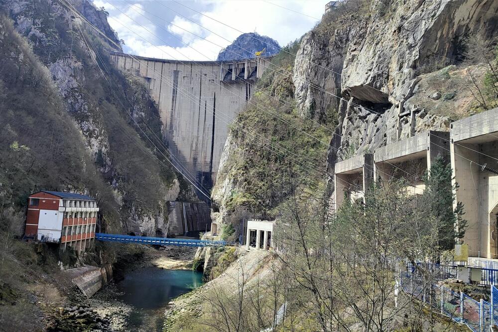 Red je da se dug konačno vrati: Hidroelektrana Piva, Foto: Svetlana Mandić