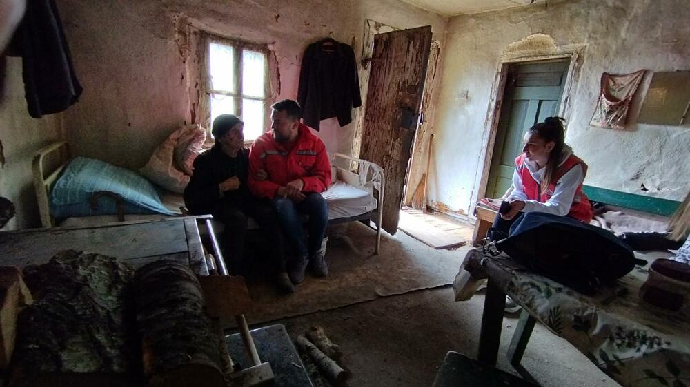 Aktivisti Crvenog krsta sa Danicom