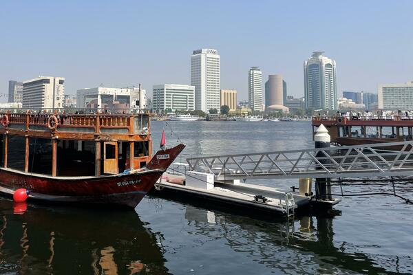 Vodimo vas u obilazak Abu Dabija i Dubaija: Rajski dio pješčane...