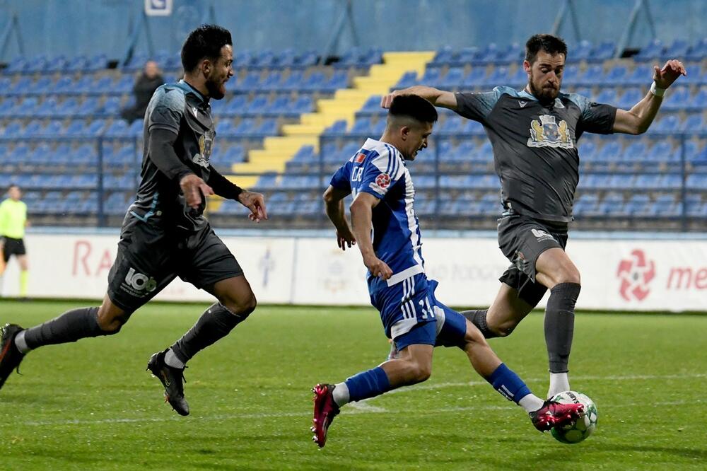 Sa nedjeljnog meča Budućnost - Petrovac 4:4, Foto: FSCG