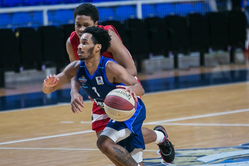 Pokazao koliko je nedostajao ekipi: Loren Džekson je ubacio 19 poena, Foto: KK SC Derbi/Filip Roganović