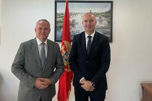 Ramčilović i Đeka: Crnogorci, Hrvati i Bugari biće ustavna...