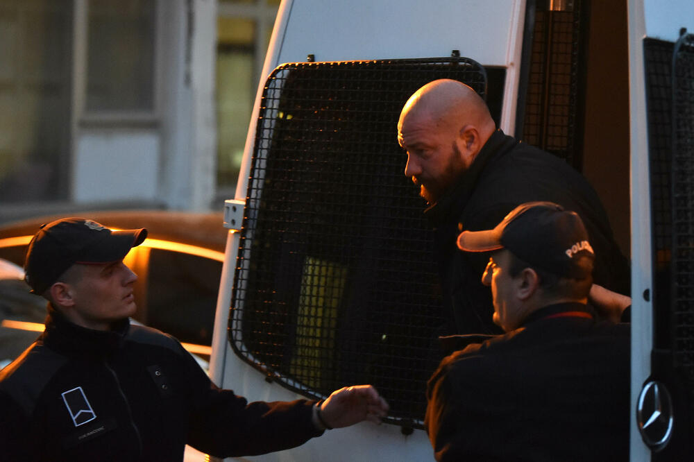 Jedan od uhapšenih, Foto: Boris Pejović