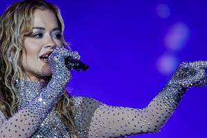 Rita Ora nastupa u revijalnom programu ovogodišnje Evrovizije