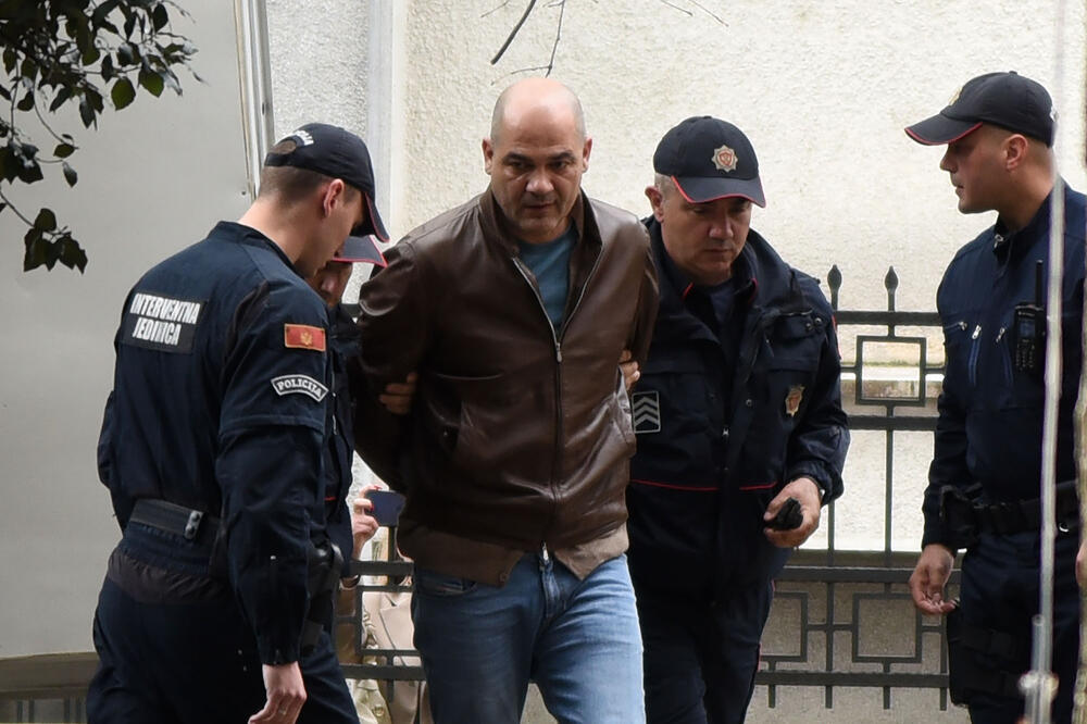 Božovića dovode na saslušanje u Viši sud, Foto: Luka Zeković