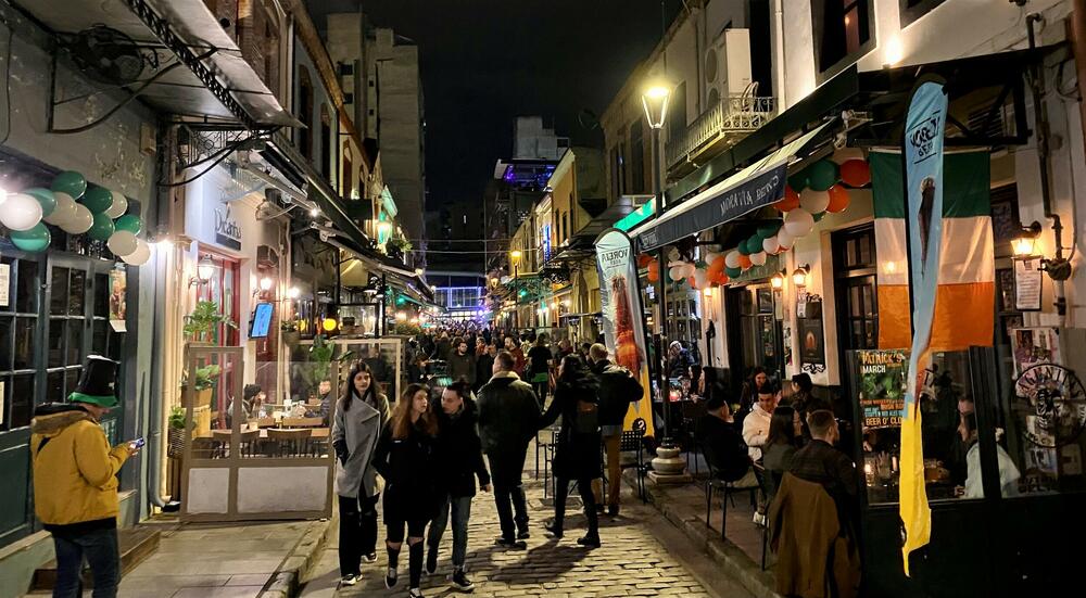 Noćni život Ladadike 