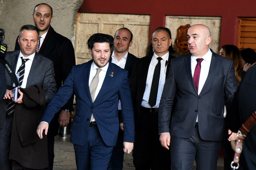 Abazović prijavio 11 poklona, Joković dvije firme, Foto: Luka Zeković