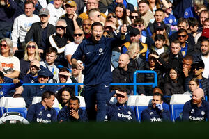 Lampard lost for the third time in eight days, Tottenham was awarded a goal in...