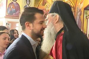 Milatović prisustvovao liturgiji u Podgorici, Joanikije: Želimo da...