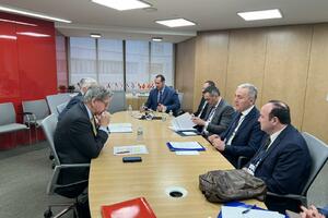 Ministarstvo finansija i Centralna banka sa predstavnicima MMF -a:...