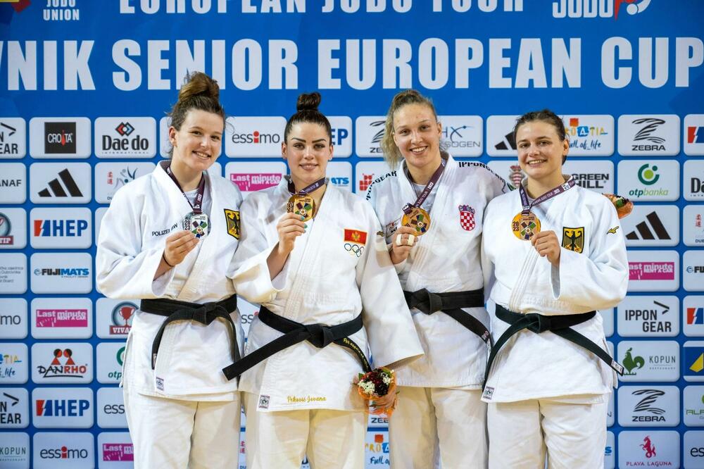 Jovana Peković na pobjedničkom postolju, Foto: eju.net