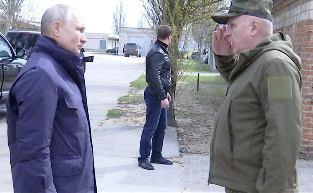 Putin juče prilikom posjete štabu armijske grupe „Dnjepar“ u Hersonskoj oblasti