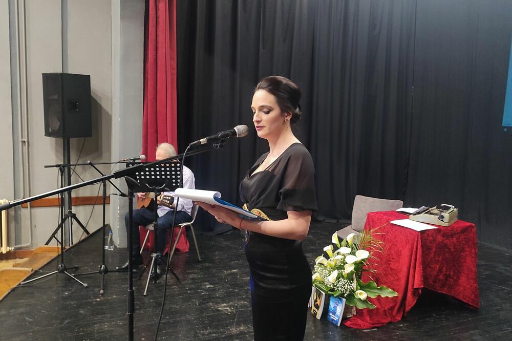 Sa poetske večeri u Nikšiću, Foto: Svetlana Mandić