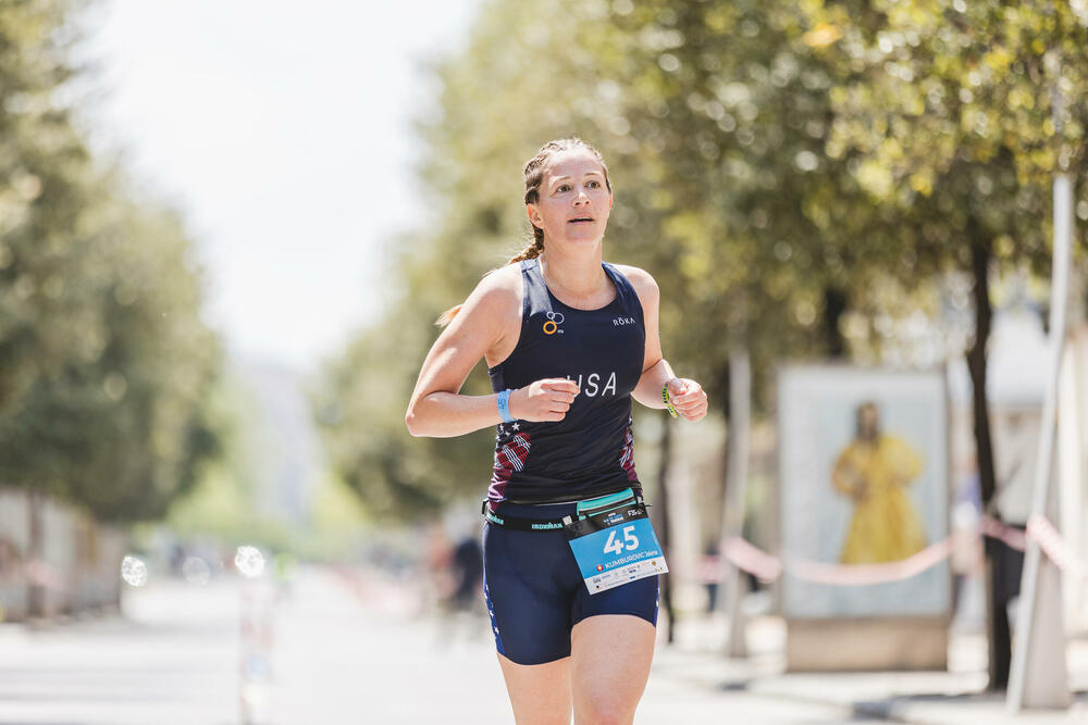 <p>Podgorica će i ove godine biti domacin sportskog događaja pod nazivom No Limits Triathlon, koji će okupiti preko <strong>180 takmičara iz preko 20 zemalja širom svijeta</strong>. Organizatori najavljuju da uloženi napori, kao i višemjesečni rad i trud garantuju da će ovogodišnji triatlon nadmašiti sva očekivanja i da će biti nezaboravan sportski događaj koji će da zabavi sve posjetioce.</p>