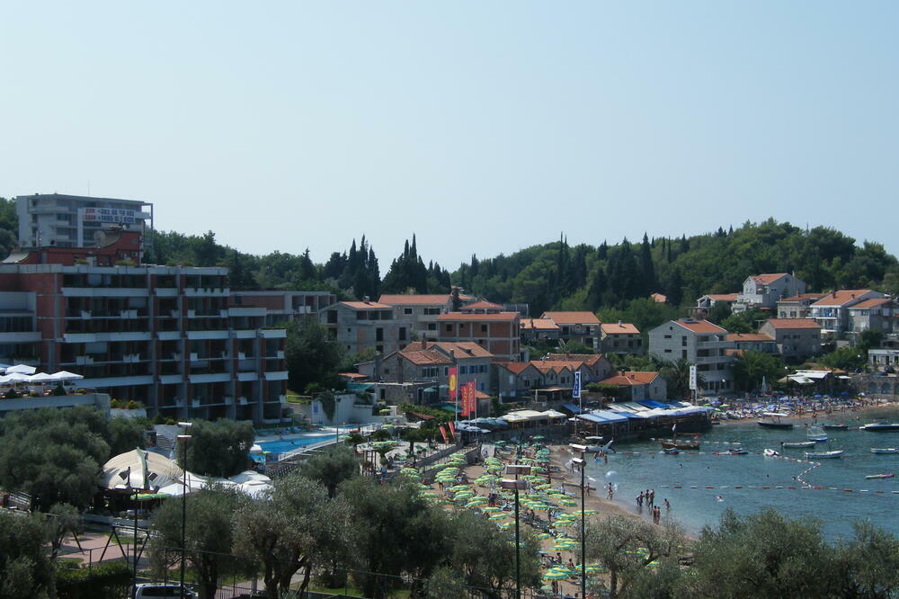 Hotelski kompleks "Maestral", Foto: Vuk Lajović