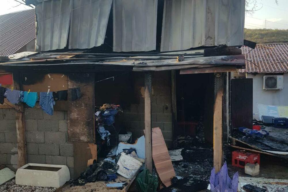 Tri osobe stradale u požaru, Foto: SZS Nikšić