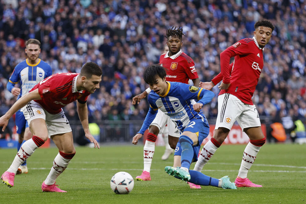 Dalo i Mitoma, Foto: Reuters