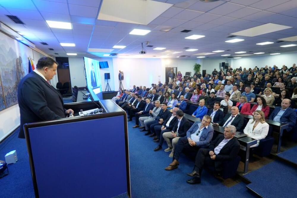 Sa kongresa, Foto: Mediabiro.tv