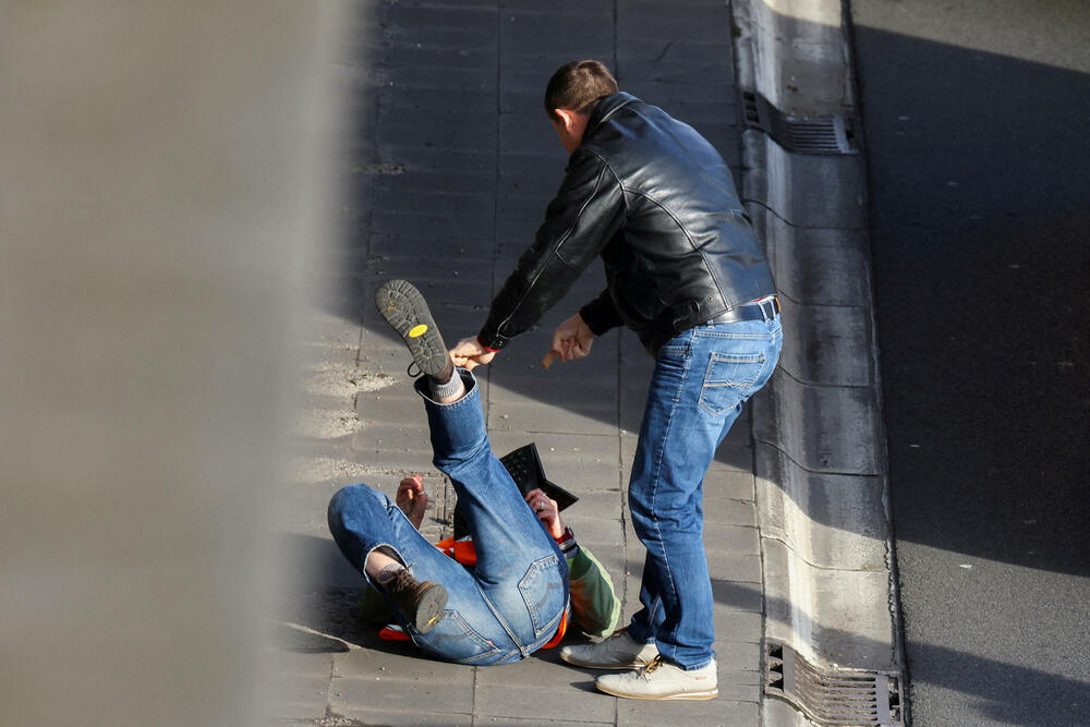<p>Pored blokada puteva aktivisti su izjavili da će organizovati i usporene šetnje kroz grad</p>