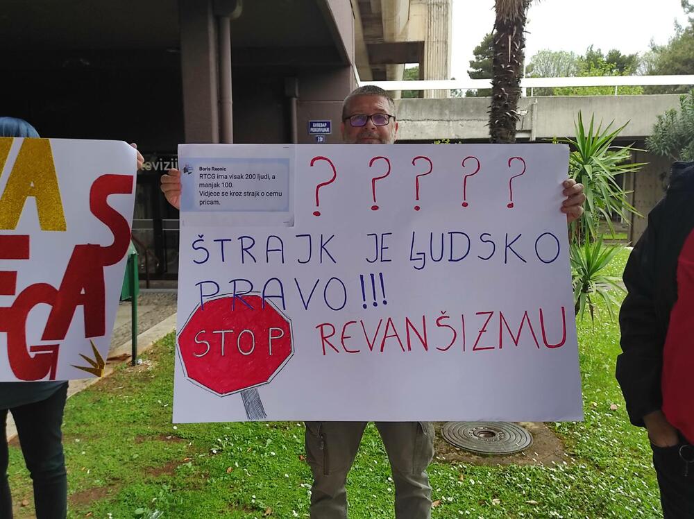 <p>"Naši predstavnici odazvaće se pozivu generalnog direktora radi hitnog i pozitivnog rješavanja pregovora", rekla je predsjednica Sindikata zaposlenih RTCG Jadranka Drobnjak.</p>