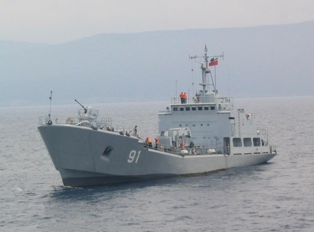 Presjek pomoćnog broda oružara PO-91