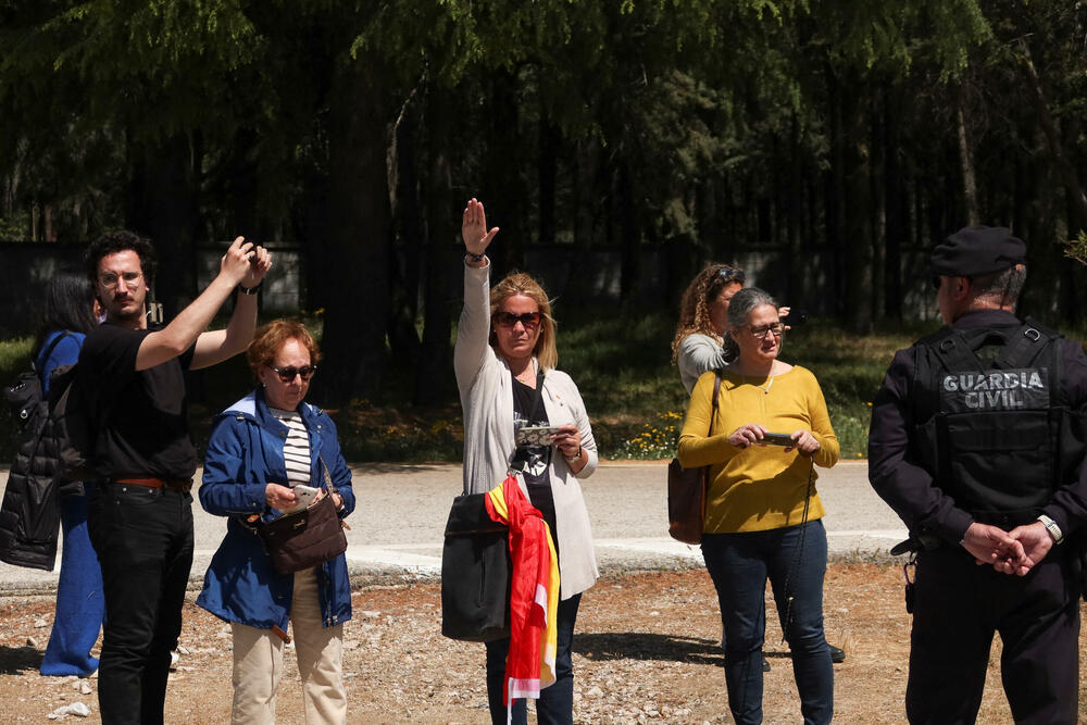 <p>Ostaci su ekshumirani na osnovu izmjene zakona koje zabranjuju veličanje diktature i fašističkog nasleđa u Španiji</p>