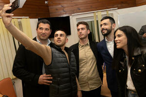 Živković: Pogledajte učinak vaše vlasti, kako izgledaju bolnice,...