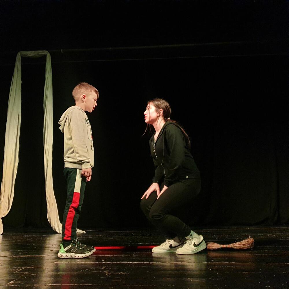 Sa predstave 'Samo rata da ne bude'