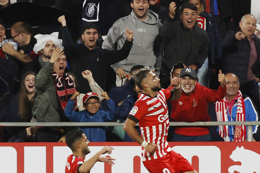 Kasteljanos slavi jedan od golova protiv Reala, Foto: Reuters