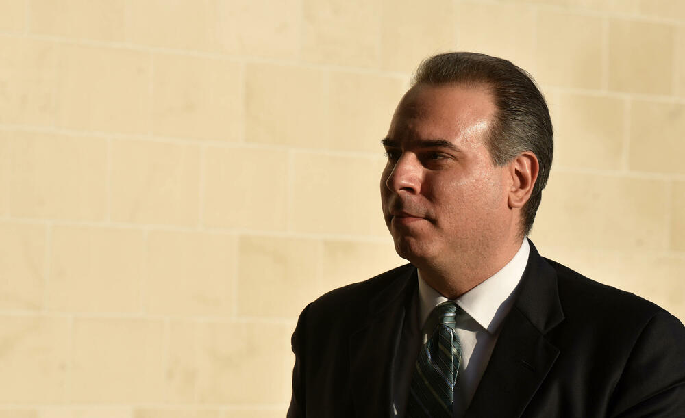 <p>Sjednici prisustvuje lider PES-a Milojko Spajić, ali ne i njegov zamjenik i novoizabrani predsjednik Crne Gore Jakov Milatović</p>