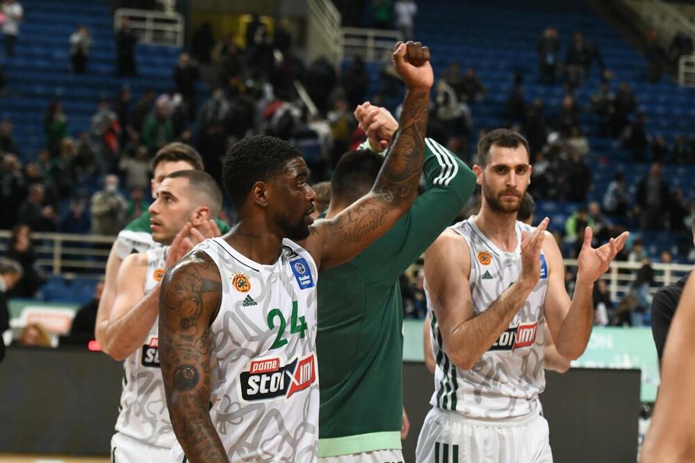 Dvejn Bejkon, Foto: Twitter.com/paobcgr