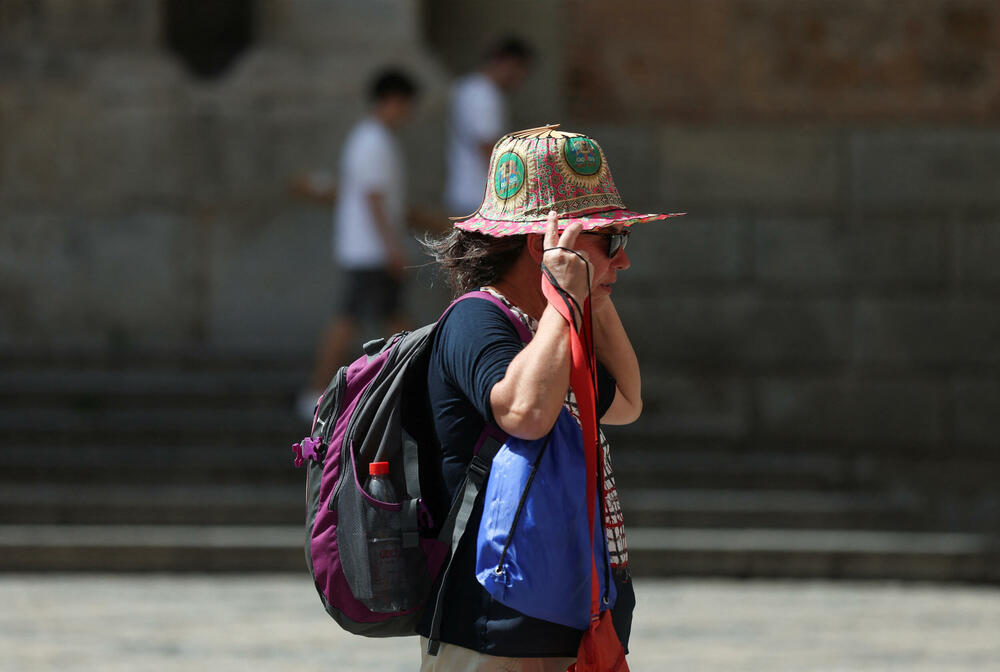 <p>Ove sedmice su Španija i Portugal pogođeni talasom vrućine zbog mase toplog i suvog vazduha iz sjeverne Afrike. Temperature bi od vikenda trebalo da počnu da padaju</p>
