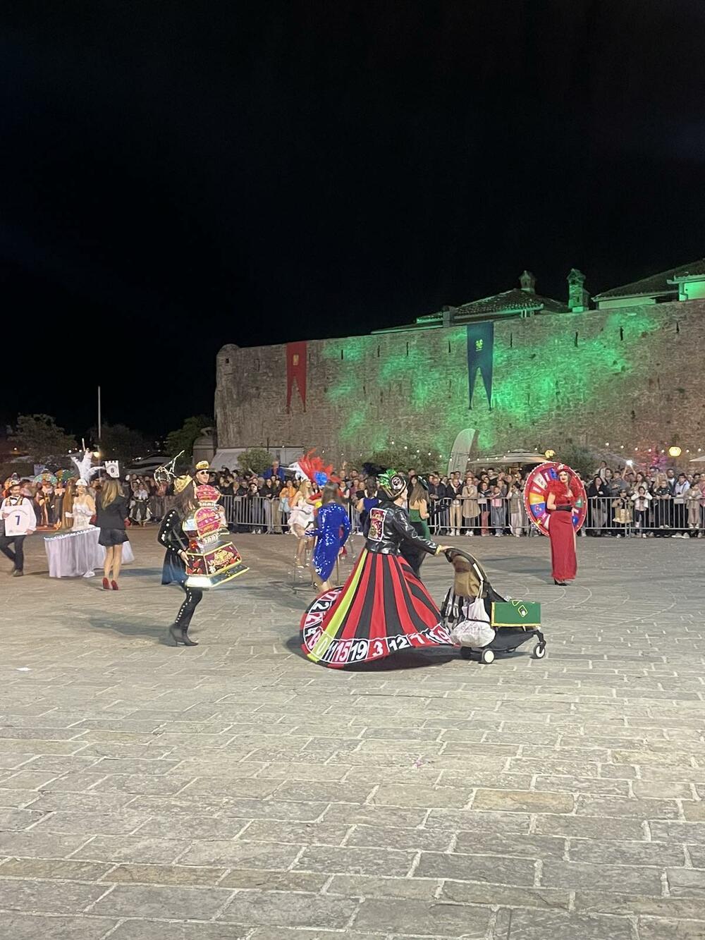 <p>Organizatori, NVO Feštađuni i TO Budve saopštili su da učestvuje 3.000 učesnika iz deset zemalja</p>