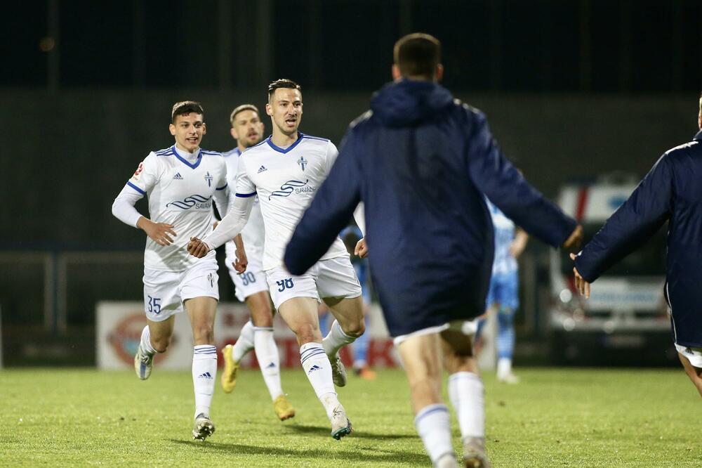 <p>Sutjeska i Budućnost igrali 2:2 u najvećem crnogorskom derbiju. Podgoričani mnogo zadovoljniji</p>