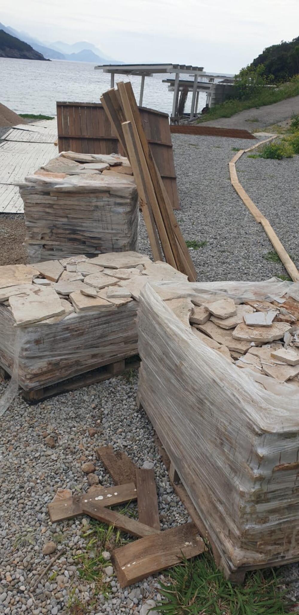 <p>Kontrolori su izašli na lice mjesta</p>