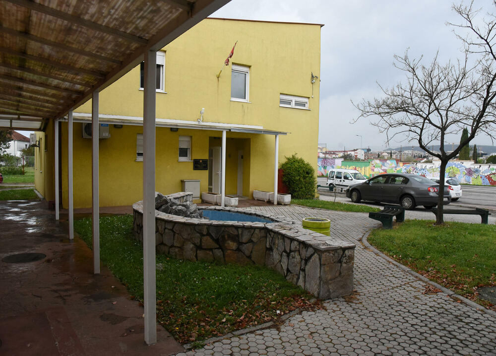 Centar za djecu i mlade “Ljubović”