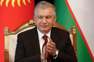 Uzbekistan na referendumu izglasao produženje mandata predsjedniku
