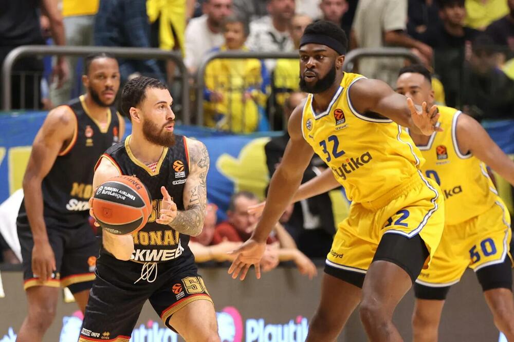 Majk Džejms na utakmici sa Makabijem, Foto: Euroleague.net