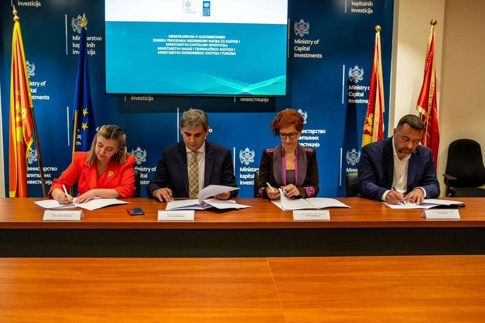 Potpisivanje Memoranduma, Foto: Vlada Crne Gore